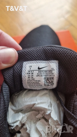 Оригинални и Нови Nike дамски маратонки, снимка 8 - Маратонки - 54413650