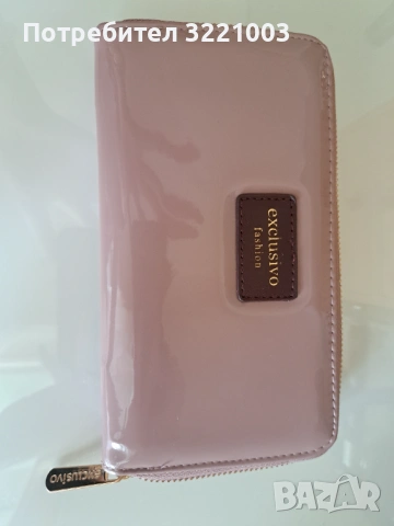 Ново дамско лачено портмоне