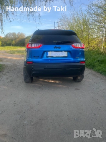 Jeep cherokee 2,4 ;юли 2020 г. ; сервизно обслужен; всичко платено;71600 км. Всичко работи перфектно, снимка 3 - Автомобили и джипове - 54416521