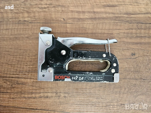 Bosch HT 14 Ръчен такер за тип 41/53 за скоби 4, 6, 8, 10, 12, 14 mm, гвоздеи 14 mm