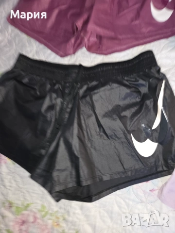 Къси гащи Nike оригинални, снимка 2 - Къси панталони и бермуди - 55075858