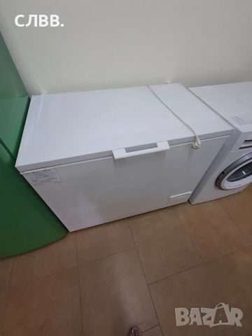 продавам фризер PRIVILEG 