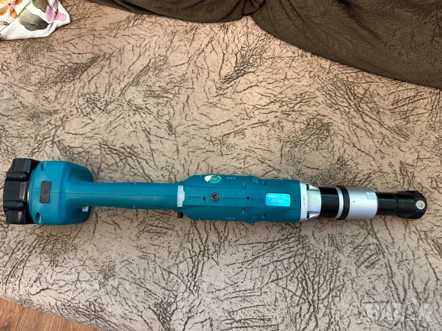 Акумулаторен безчетков ъглов гайковерт Makita DFL302FZ, LXT, 14.4 V, 3/8", 30 Nm, , снимка 4 - Ключове - 55164637