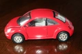 VOLKSWAGEN. New Beetle (1998). Bburago. 1/24, снимка 2