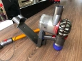 Безжична прахосмукачка Dyson V8, снимка 13